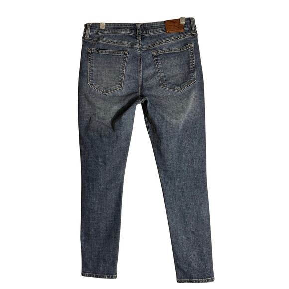 Lucky Brand Lolita Crop Jeans in Medium Acid Wash. Size 8/29" - Picture 2 of 9